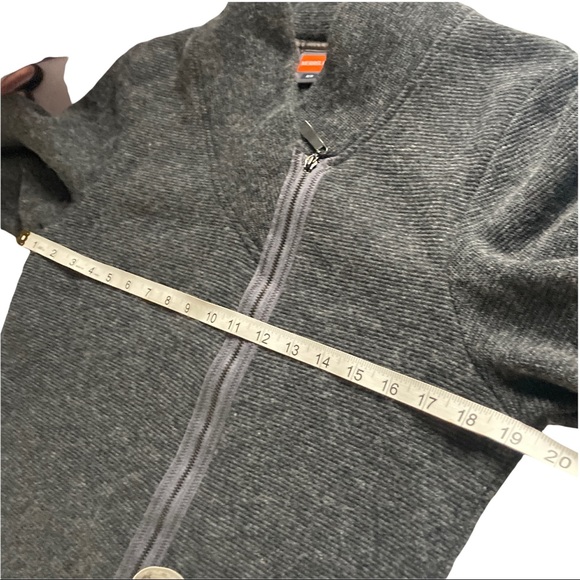 Merrell Women's Wool Blend Cardigan Sweater size M - Picture 13 of 13